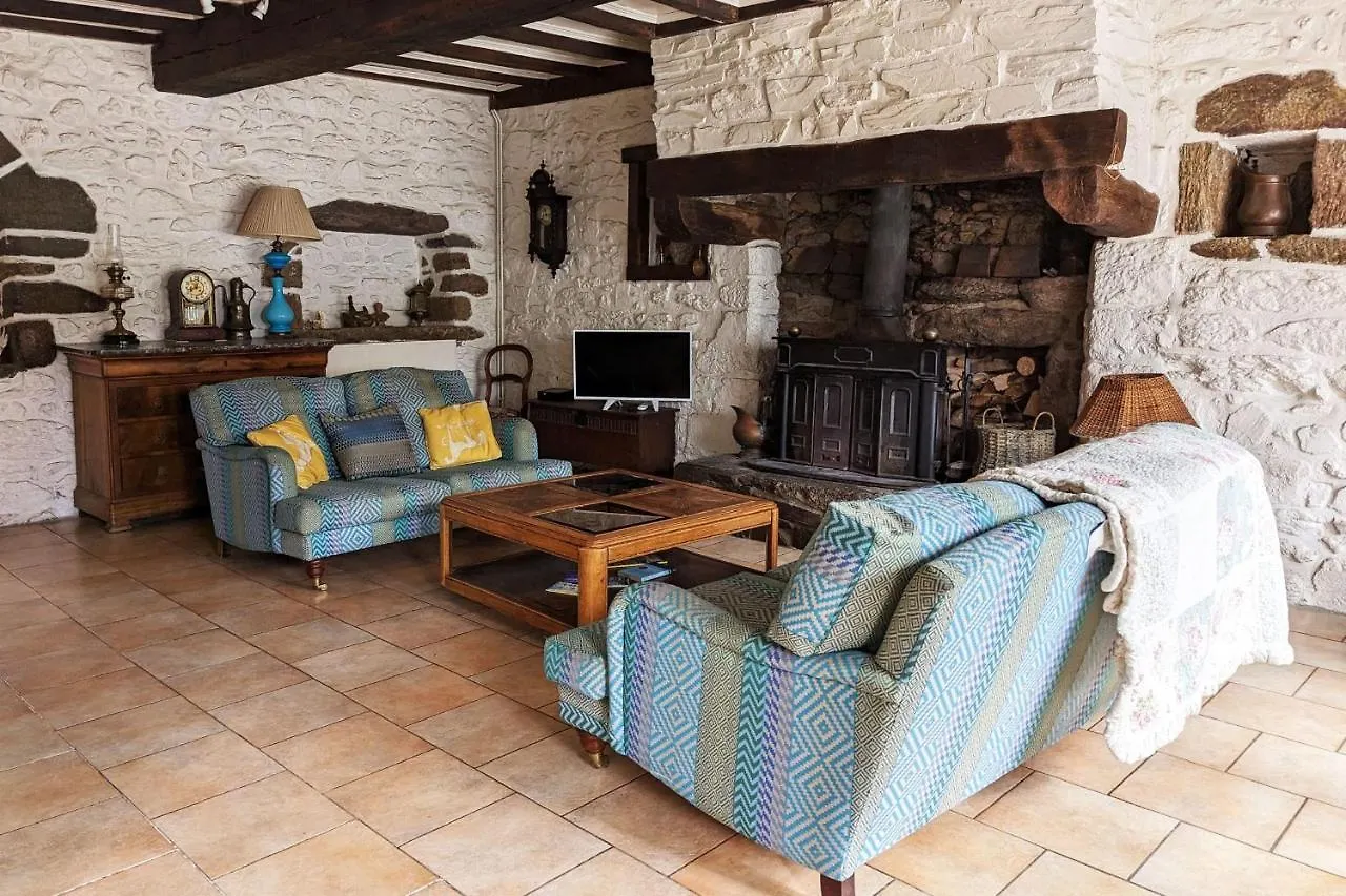 Holiday home Rare Pearl With Garden Facing The Sea Villa Saint-Coulomb France