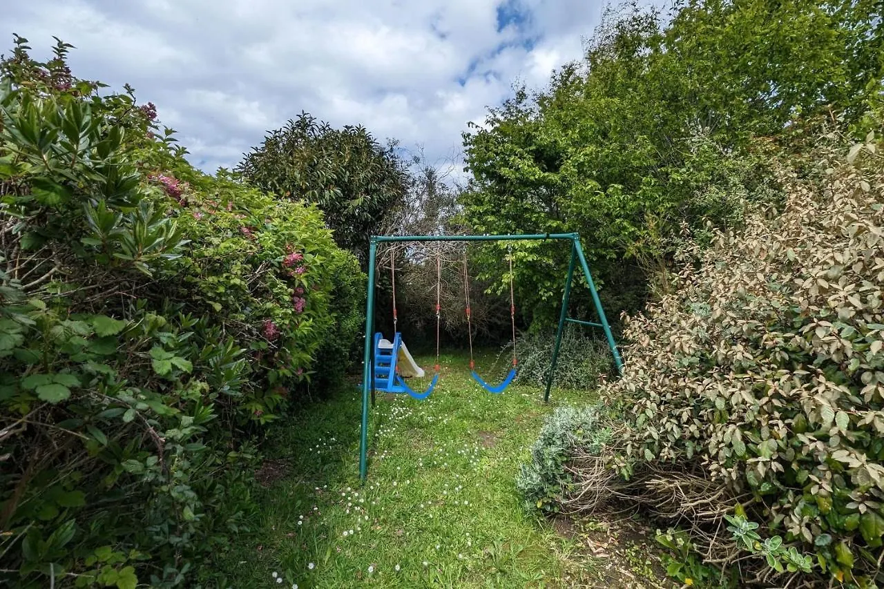 Casa de Férias Rare Pearl With Garden Facing The Sea Vila Saint-Coulomb